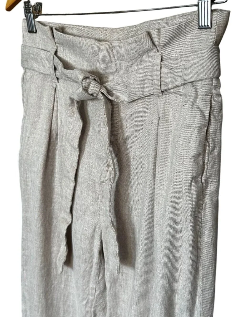 Banana Republic brand banana